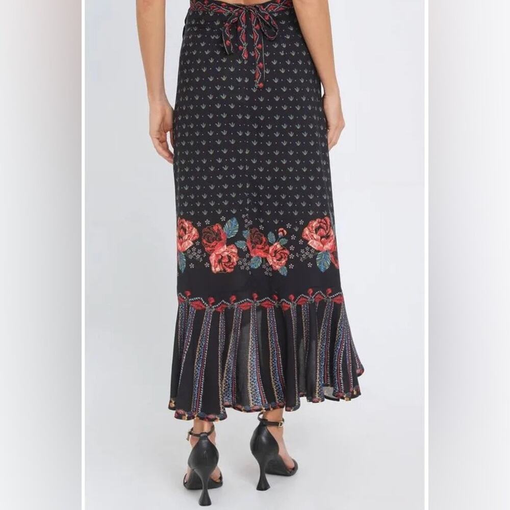 FARM RIO Black Rose Wrap Midi Skirt Size Medium - Picture 2 of 6